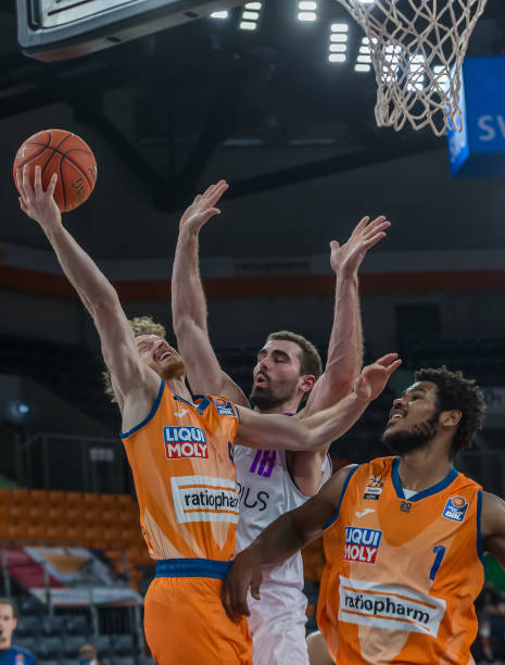 以一种全新 以一种全新