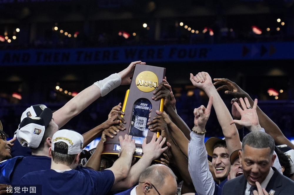 正是一个成 正是一个成